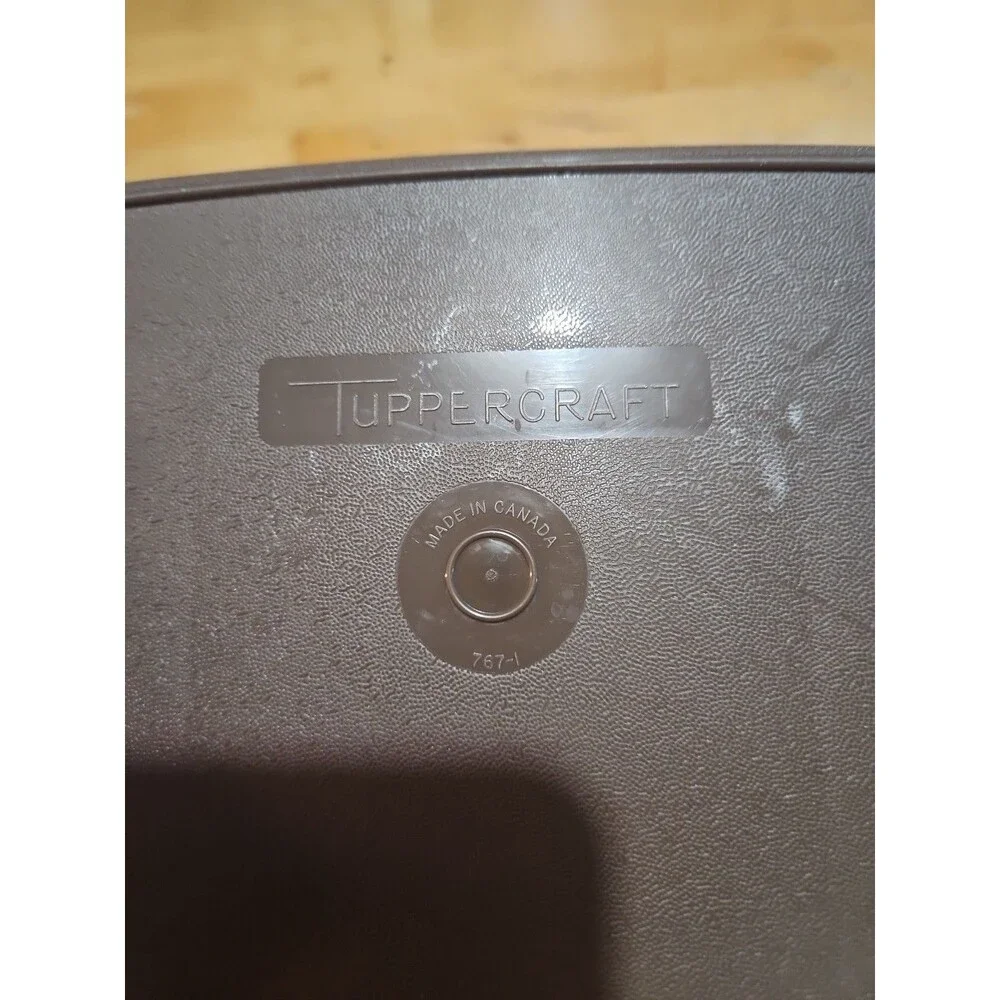 Tupperware Tuppercraft Stow N Go Brown Divided Container & Lid - No Insert 767